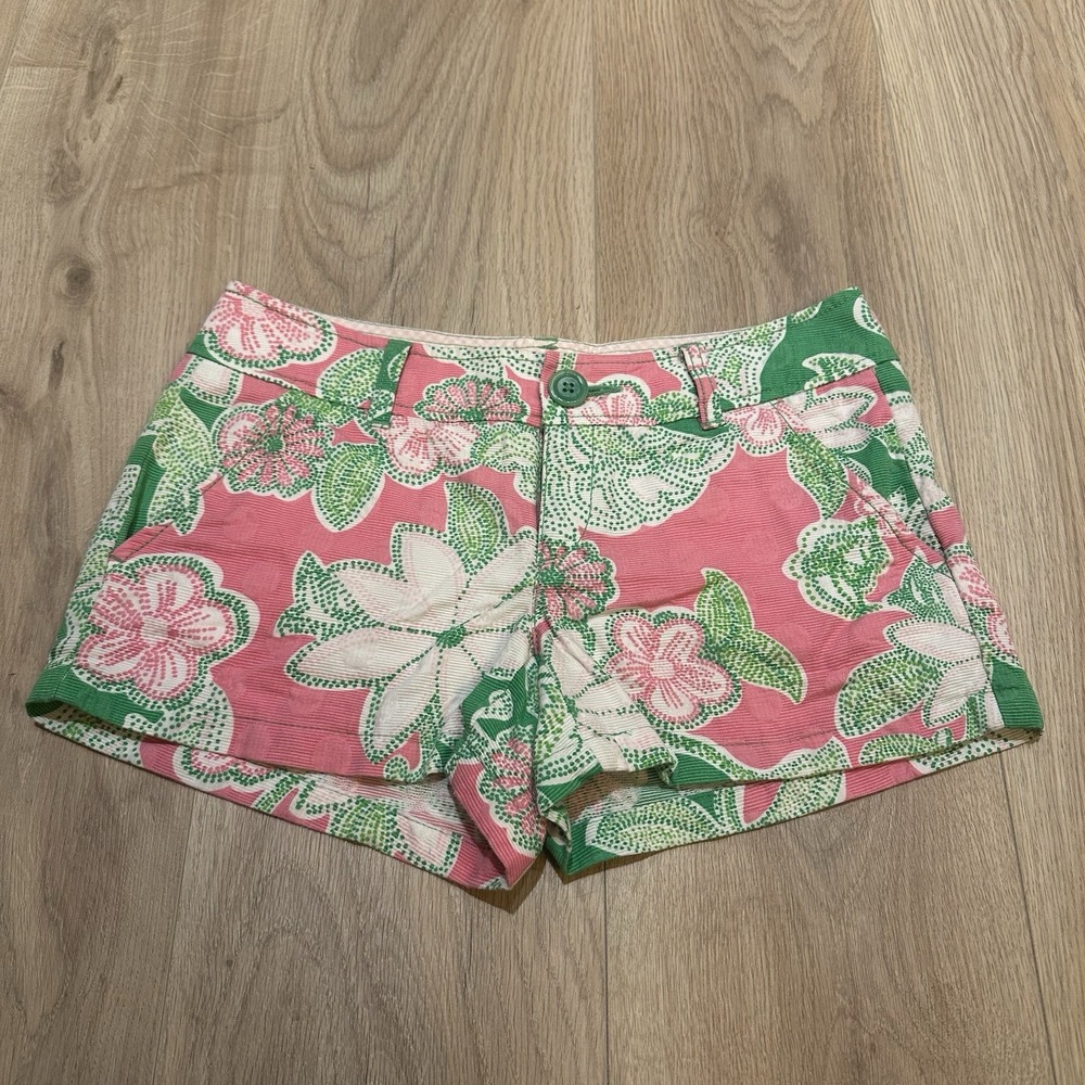 Lilly Pulitzer Shorts Women's Sz 2 Pink Green Callahan Printed Floral Resort‎ 3"